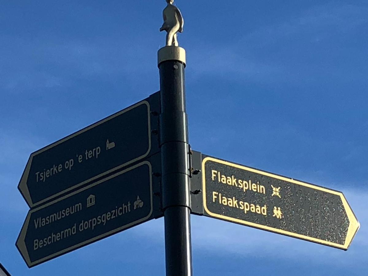 B&B In Karakteristieke Woning, Lytse Loane 5 Ee Ee Eksteriør bilde