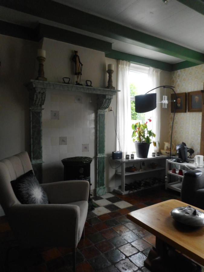 B&B In Karakteristieke Woning, Lytse Loane 5 Ee Ee Eksteriør bilde